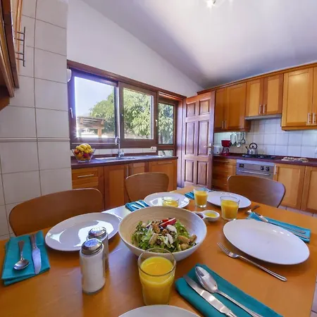 Punta Negra Heated Pool Tenerifesummervillas *